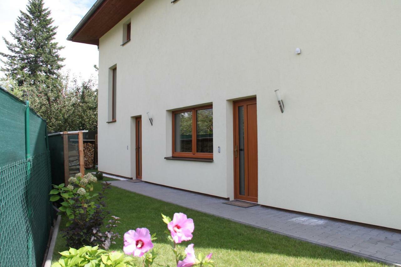 Lovely Apartment, Garden, Parking, Wifi, Netflix - Prague — Photos 2